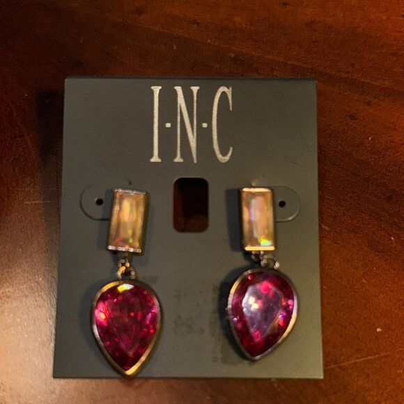 INC International Concepts Pink and Silver Faceted Earrings - Picture 1 of 3